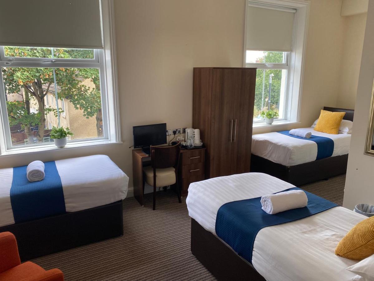 Hotel The